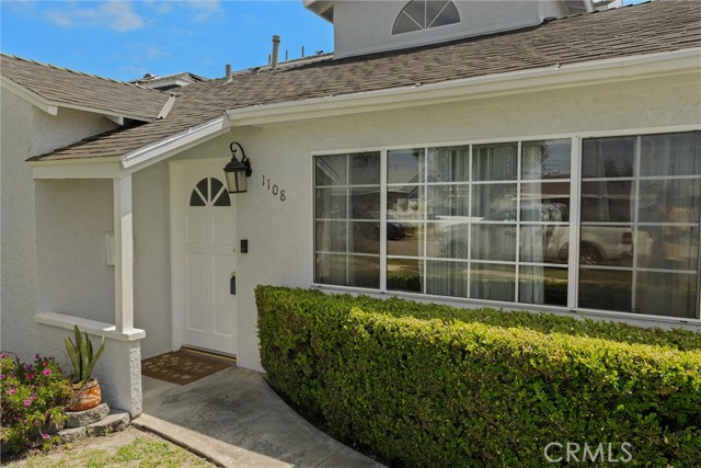 Detail Gallery Image 5 of 32 For 1108 Greenhedge St, Torrance,  CA 90502 - 3 Beds | 2 Baths