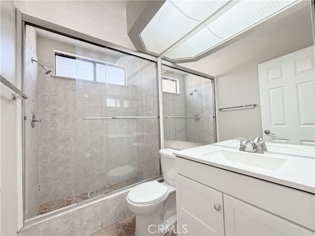 39360 Longhorn Court, Palmdale CA: https://media.crmls.org/medias/42575e28-69eb-408c-aec1-a496c55e2ddc.jpg