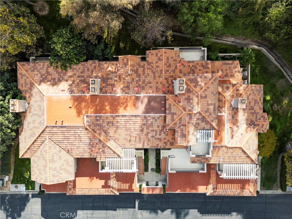 https://media.crmls.org/medias/4257a5cd-8ddd-4acc-929f-e8fa3c15d4ed.jpg?preset=X-Large