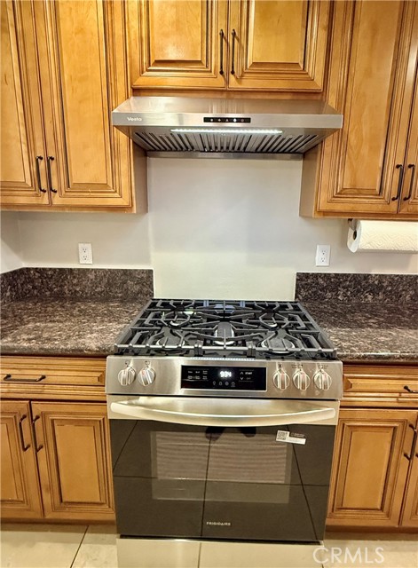 Detail Gallery Image 14 of 31 For 713 Edwin Ave, Pomona,  CA 91767 - 4 Beds | 2 Baths