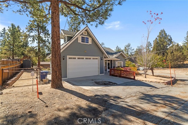 534 Highland, Big Bear Lake CA: https://media.crmls.org/medias/4258fd92-db5d-448c-882a-89de6eb1c48d.jpg