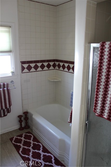 Detail Gallery Image 6 of 20 For 210 N Naomi, Burbank,  CA 91505 - 3 Beds | 2 Baths