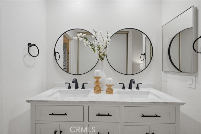 Detail Gallery Image 24 of 48 For 23401 via Linda #C,  Mission Viejo,  CA 92691 - 2 Beds | 2/1 Baths