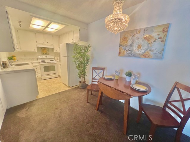 Detail Gallery Image 6 of 13 For 18900 Delaware St #218,  Huntington Beach,  CA 92648 - 1 Beds | 1 Baths