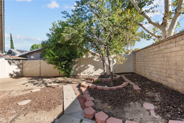 Detail Gallery Image 41 of 41 For 23439 via Elisandra, Valencia,  CA 91355 - 5 Beds | 3 Baths