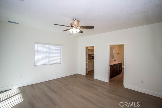 Detail Gallery Image 12 of 19 For 14812 Crofton Ln, Helendale,  CA 92342 - 4 Beds | 2 Baths