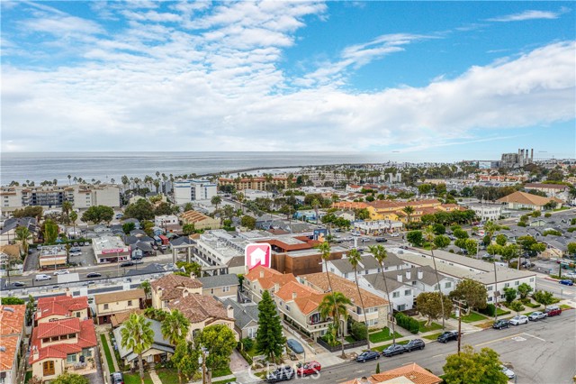 Detail Gallery Image 9 of 46 For 211 S Francisca #B,  Redondo Beach,  CA 90277 - 4 Beds | 3 Baths
