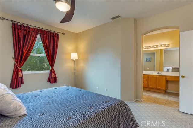 Detail Gallery Image 19 of 32 For 1654 Rush Haven Way, Simi Valley,  CA 93065 - 3 Beds | 2/1 Baths