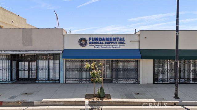 7114 Reseda Boulevard, Reseda (los Angeles), California 91335, ,Commercial Lease,For Rent,7114 Reseda Boulevard,CRSR24134654