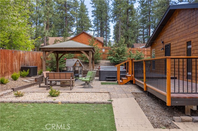 Detail Gallery Image 32 of 40 For 950 Alpenweg Dr, Big Bear City,  CA 92314 - 4 Beds | 2 Baths