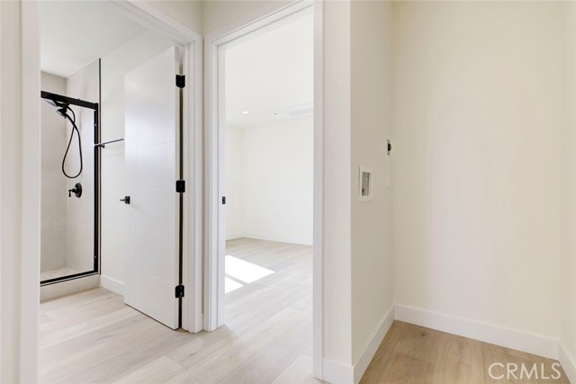 Detail Gallery Image 12 of 23 For 1070 Allen #D,  Glendale,  CA 91201 - 2 Beds | 1/1 Baths