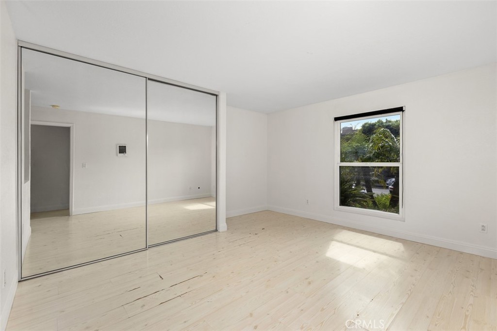 MLS #OC25237663 image #8