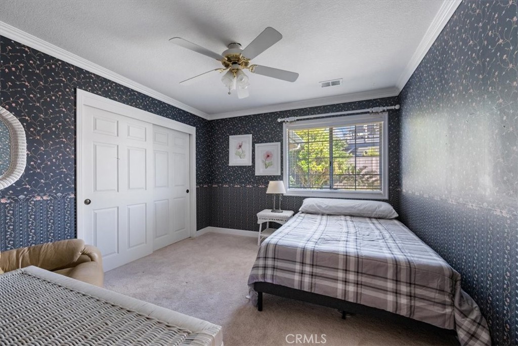 https://media.crmls.org/medias/425d132c-5d31-4cc6-b9ff-1df6e5274fea.jpg?preset=X-Large