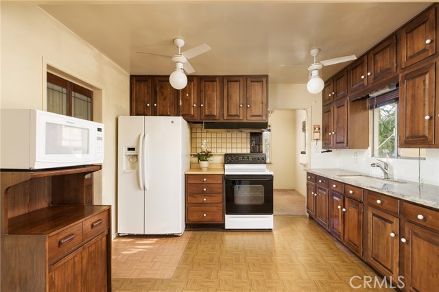 Kitchen open to family room