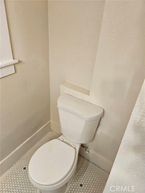 Detail Gallery Image 12 of 17 For 4890 7th Ave, Sacramento,  CA 95820 - 2 Beds | 1 Baths