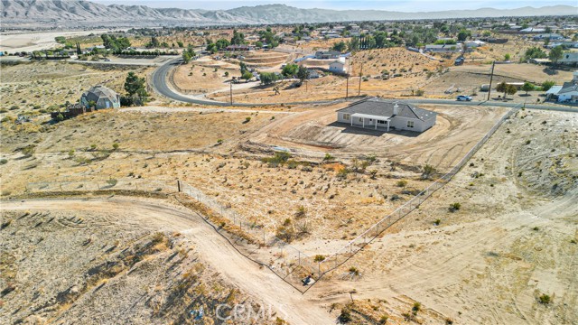 Detail Gallery Image 36 of 42 For 18428 Carob St, Hesperia,  CA 92345 - 4 Beds | 2/1 Baths