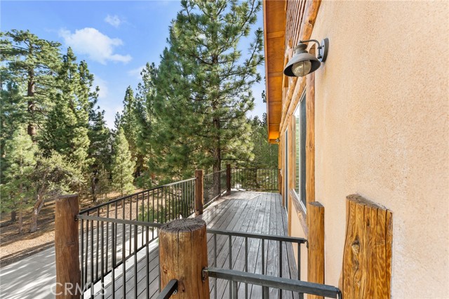 1540 Alderwood Court, Big Bear City CA: https://media.crmls.org/medias/425f8b40-c099-4218-ba15-867b92317203.jpg