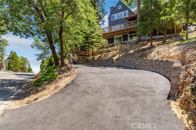 Detail Gallery Image 38 of 41 For 143 State Highway 173, Lake Arrowhead,  CA 92352 - 6 Beds | 2/1 Baths