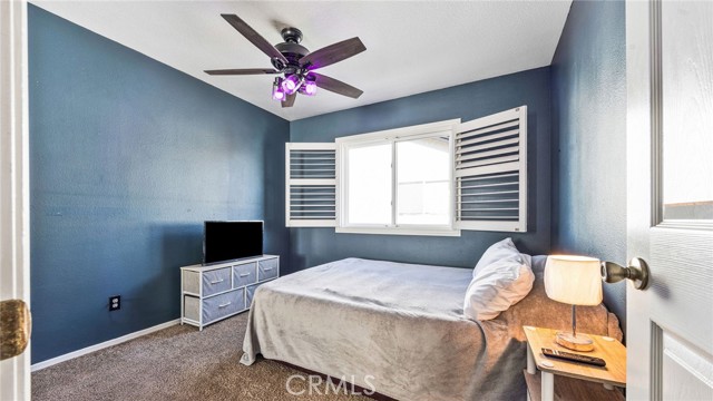 8377 Yarrow Lane, Riverside CA: https://media.crmls.org/medias/426006e3-e7a8-4f9b-b140-7ded91f14eb1.jpg