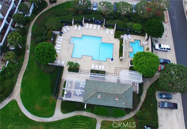 Detail Gallery Image 15 of 16 For 280 Cagney Ln #104,  Newport Beach,  CA 92663 - 2 Beds | 2 Baths