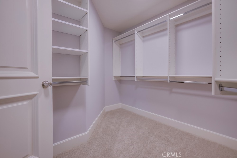 https://media.crmls.org/medias/426243a1-89e9-4637-84df-a4fc634f5d0d.jpg?preset=X-Large
