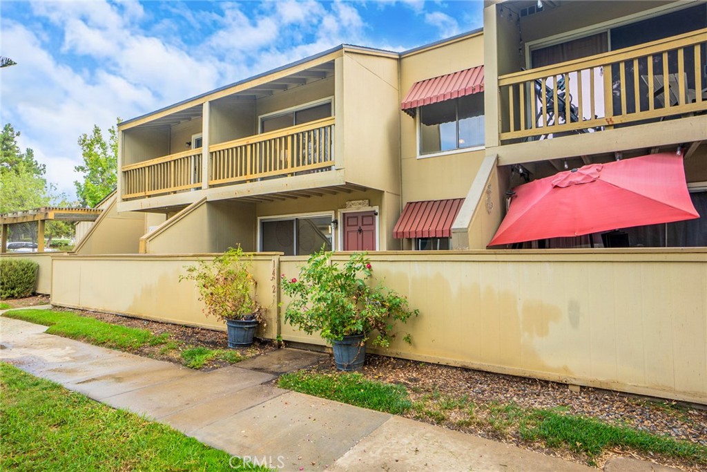1452 W Badillo Street #112