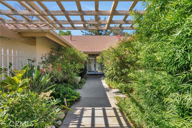 37581 Oak Mesa Drive, Yucaipa CA: https://media.crmls.org/medias/4262adfd-89a7-4304-bdf3-1eb2ec23a64a.jpg