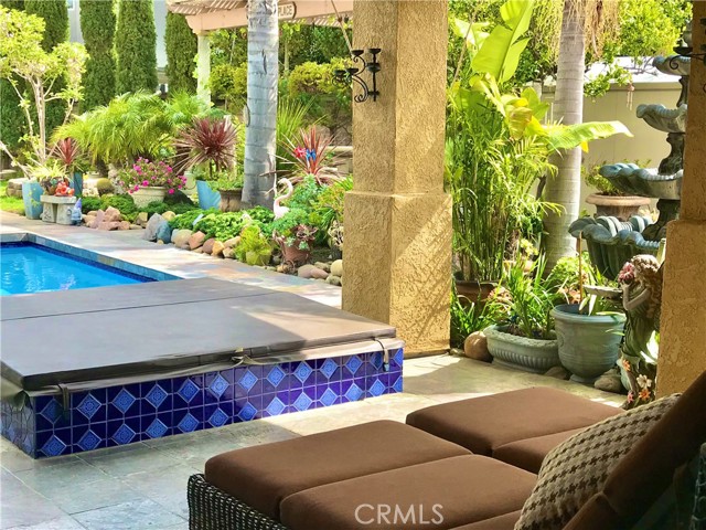 Detail Gallery Image 10 of 59 For 527 San Antonio Dr, Santa Maria,  CA 93455 - 4 Beds | 3 Baths