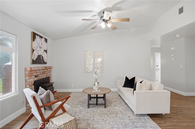 Detail Gallery Image 8 of 25 For 3514 Oakhurst, Merced,  CA 95340 - 3 Beds | 2 Baths