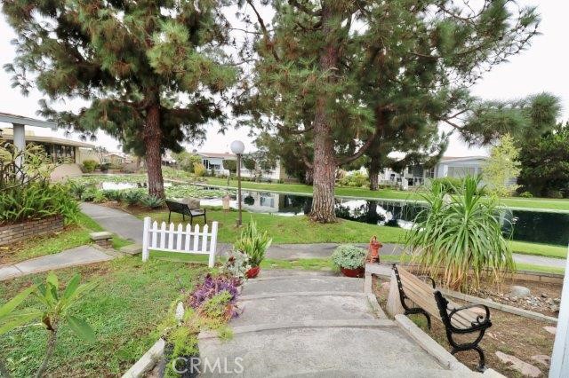 Detail Gallery Image 10 of 43 For 14036 Lake View Dr #143,  La Mirada,  CA 90638 - 2 Beds | 2 Baths