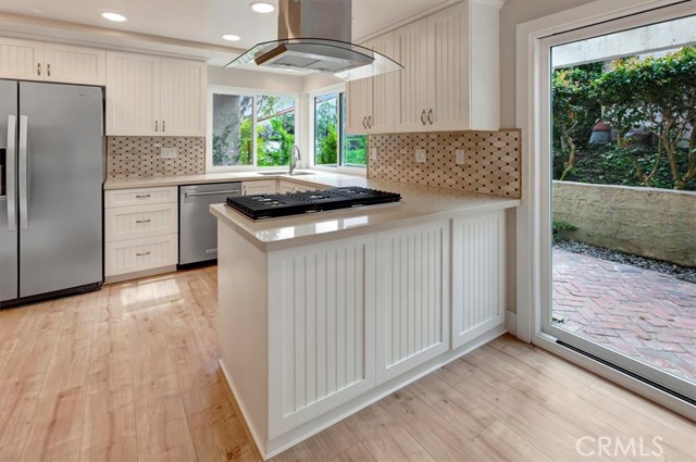 Detail Gallery Image 10 of 29 For 2773 Vista Umbrosa, Newport Beach,  CA 92660 - 3 Beds | 2/1 Baths