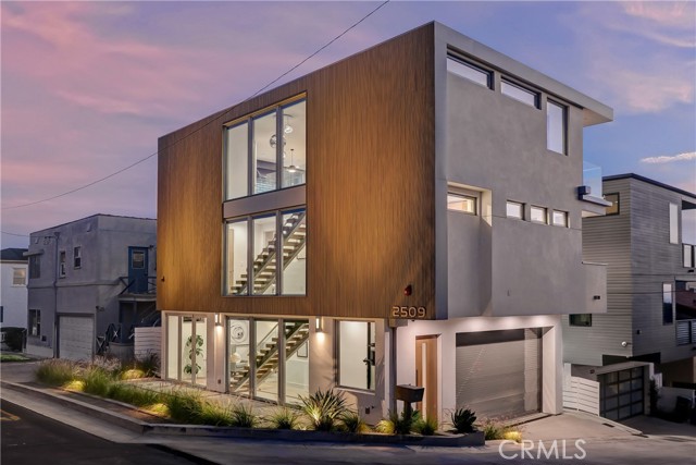 2509 Alma Avenue, Manhattan Beach, California 90266, 3 Bedrooms Bedrooms, ,1 BathroomBathrooms,Residential,Sold,Alma,SB21110612
