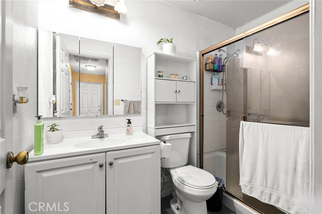 Detail Gallery Image 2 of 39 For 631 North St, Corning,  CA 96021 - 2 Beds | 1 Baths