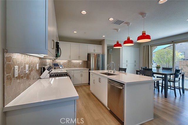 35719 McCarthy Street, Palm Desert CA: https://media.crmls.org/medias/42650abd-2df3-4d1a-a438-152657652836.jpg