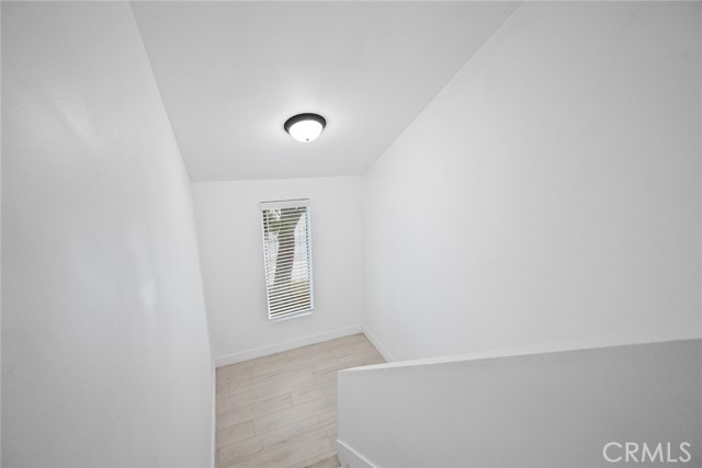 Detail Gallery Image 14 of 23 For 9901 Independence Ave #D,  Chatsworth,  CA 91311 - 2 Beds | 2 Baths