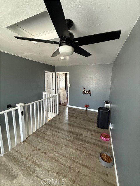 413 W 109th Place, Los Angeles CA: https://media.crmls.org/medias/426546a8-9b58-4aa7-93d4-30f90a772c07.jpg