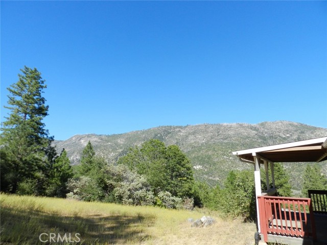 Detail Gallery Image 6 of 65 For 35616 Willow Canyon Dr, North Fork,  CA 93643 - 4 Beds | 3 Baths