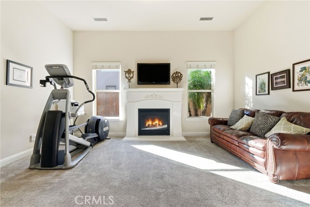 Detail Gallery Image 27 of 66 For 170 W Pioneer Way, Hanford,  CA 93230 - 4 Beds | 3 Baths