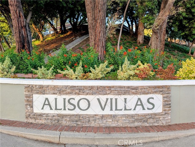 26253 Via Roble, Mission Viejo CA: https://media.crmls.org/medias/4267ef66-1861-4ca8-9cd7-61214618c622.jpg