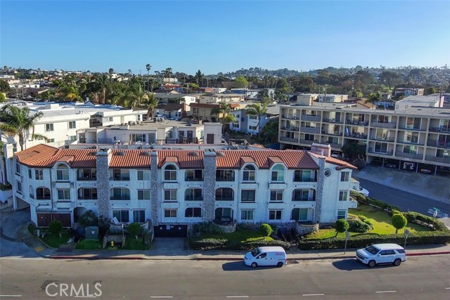 Detail Gallery Image 29 of 32 For 4494 Mentone #19,  San Diego,  CA 92107 - 2 Beds | 2 Baths