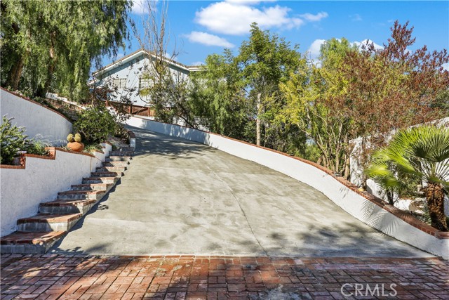 Detail Gallery Image 27 of 31 For 2480 Ardsheal Dr, La Habra Heights,  CA 90631 - 5 Beds | 5 Baths