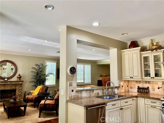 Detail Gallery Image 14 of 26 For 416 Calle Canela, San Dimas,  CA 91773 - 4 Beds | 3 Baths