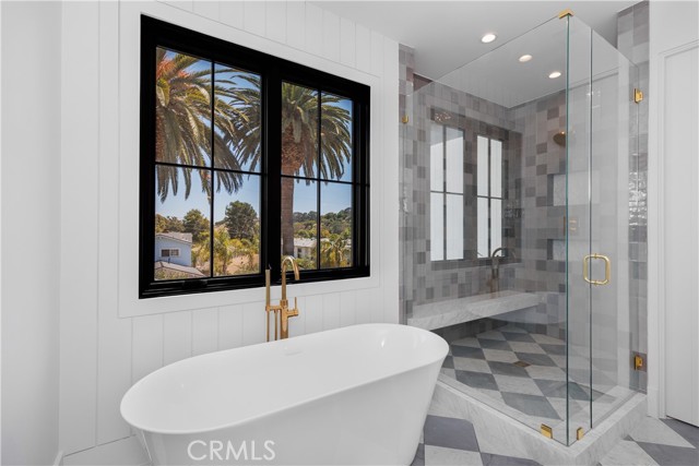 577 36th Street, Manhattan Beach, California 90266, 5 Bedrooms Bedrooms, ,5 BathroomsBathrooms,Residential,Sold,36th,SB21113889