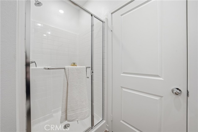 Detail Gallery Image 21 of 29 For 9425 N Sepulveda Blvd. #3,  North Hills,  CA 91343 - 2 Beds | 2/1 Baths