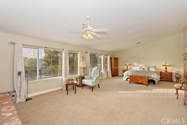 14132 Peral Court, Chino CA: https://media.crmls.org/medias/4269da27-b763-40ad-9810-29a583e06ee3.jpg