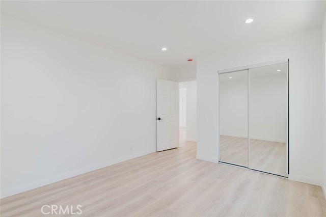13138 Corcoran photo 15