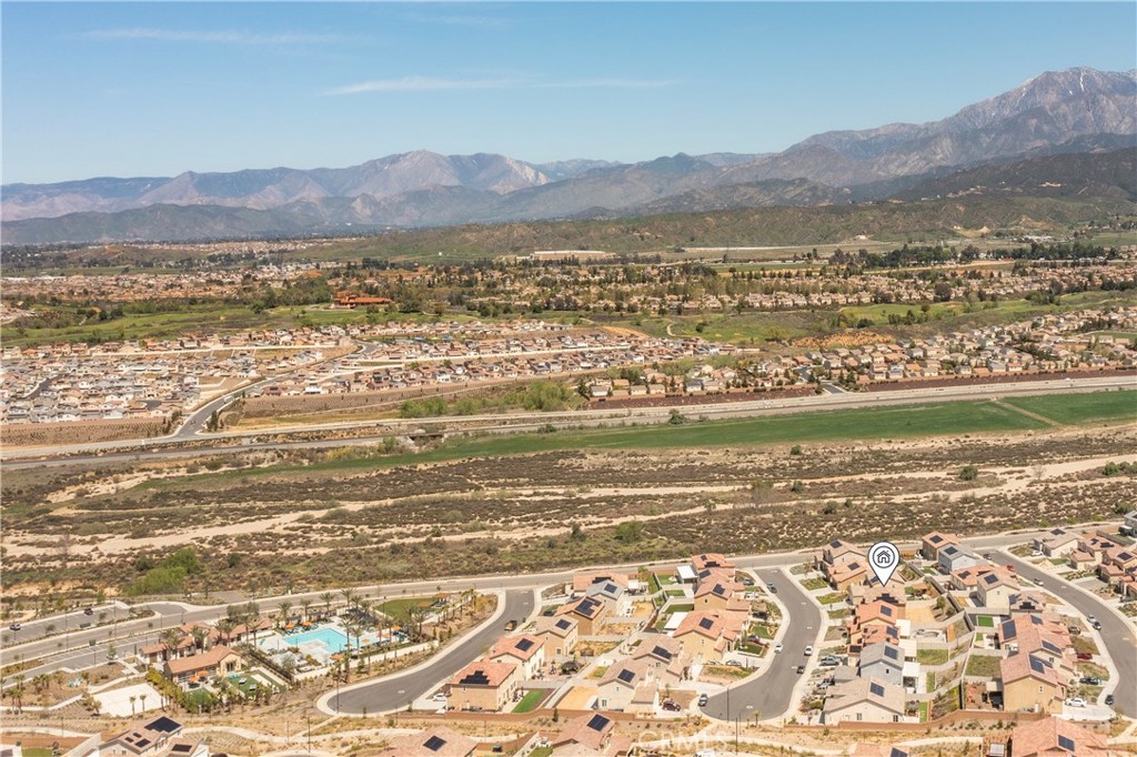 MLS #OC25079694 image #32