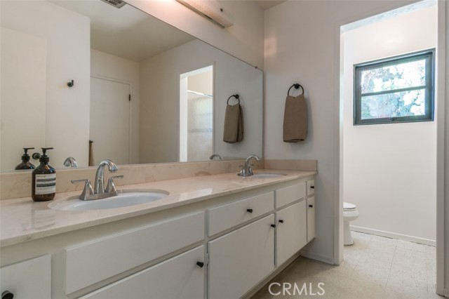 15929 Sunburst Street, North Hills CA: https://media.crmls.org/medias/426b4a06-62c9-4b0e-b62e-1fa7bf551d15.jpg