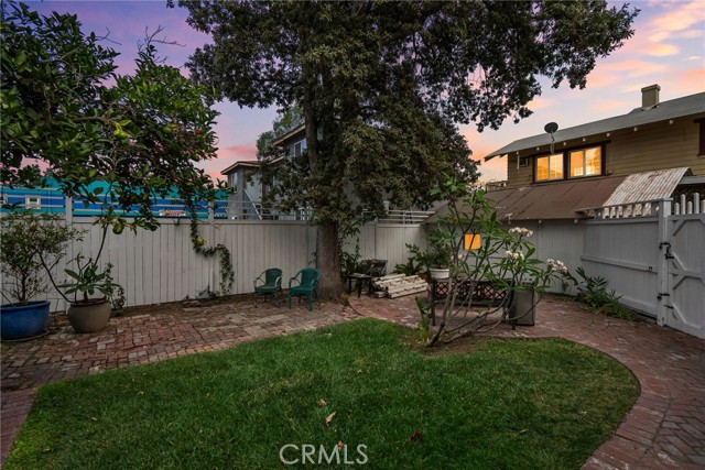 591 W 9th, San Bernardino CA: https://media.crmls.org/medias/426b59e3-a2d1-4ff0-b1d1-7bf821cc5686.jpg