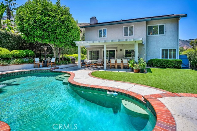 7126 Shadow Ridge Court, West Hills CA: https://media.crmls.org/medias/426ba06e-bb2d-4a3b-8249-f85cb381f3dc.jpg